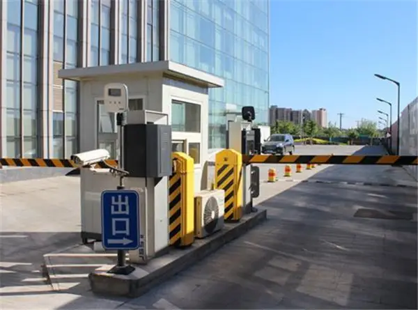 車牌識別系統(tǒng)快速識別車輛信息，無懼任何環(huán)境